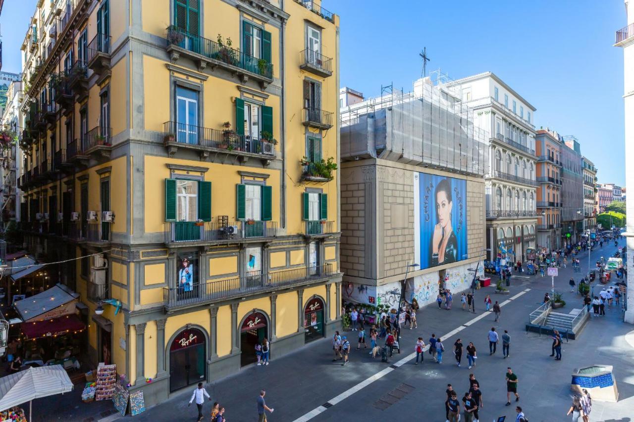 Toledo Stylish Apartments By Wonderful Italy Naples Luaran gambar
