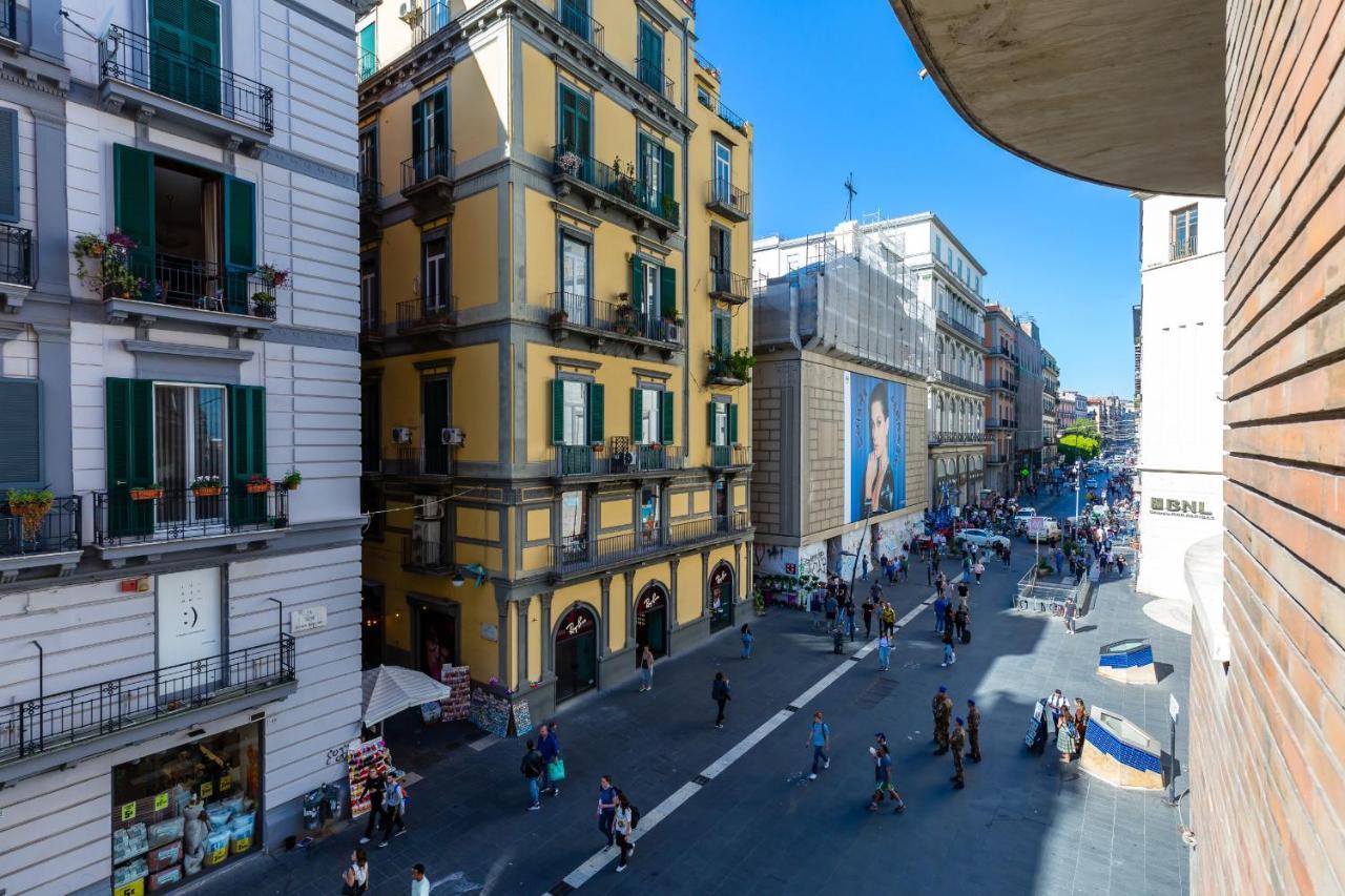 Toledo Stylish Apartments By Wonderful Italy Naples Luaran gambar