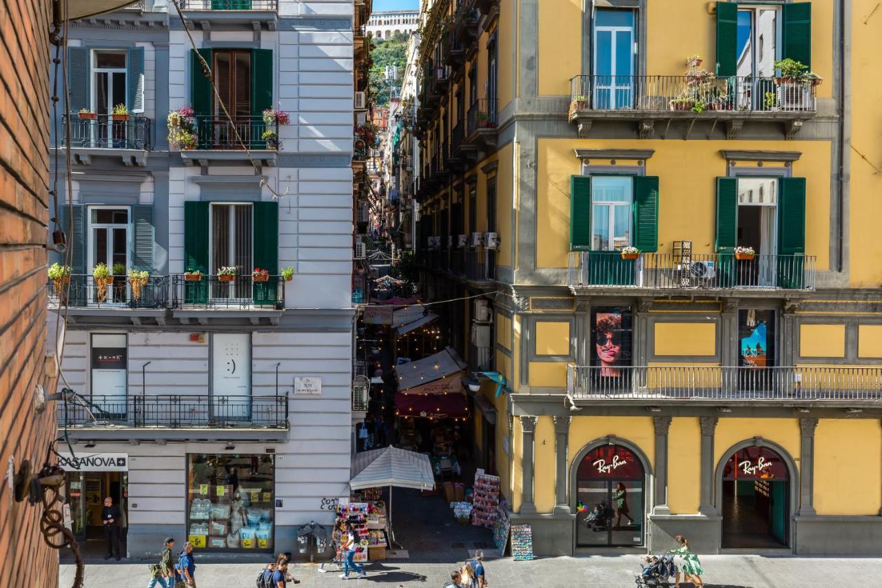 Toledo Stylish Apartments By Wonderful Italy Naples Luaran gambar