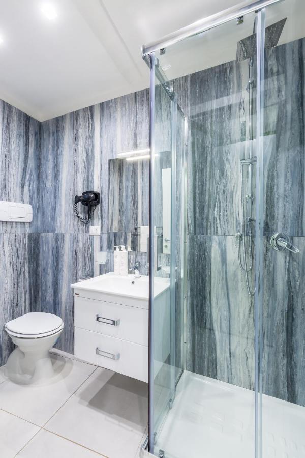 Toledo Stylish Apartments By Wonderful Italy Naples Luaran gambar
